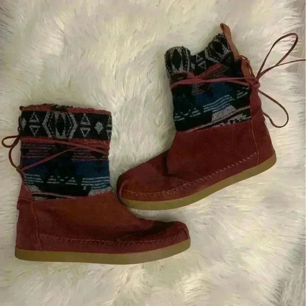 Toms rusty Burgundy Suede Jacquard Nepal tribal fleece lined Boot sz 9.5 - Picture 6 of 8